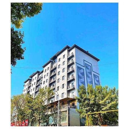 Blueloft 52 I Tashkent Apartment With Balcony 외부 사진